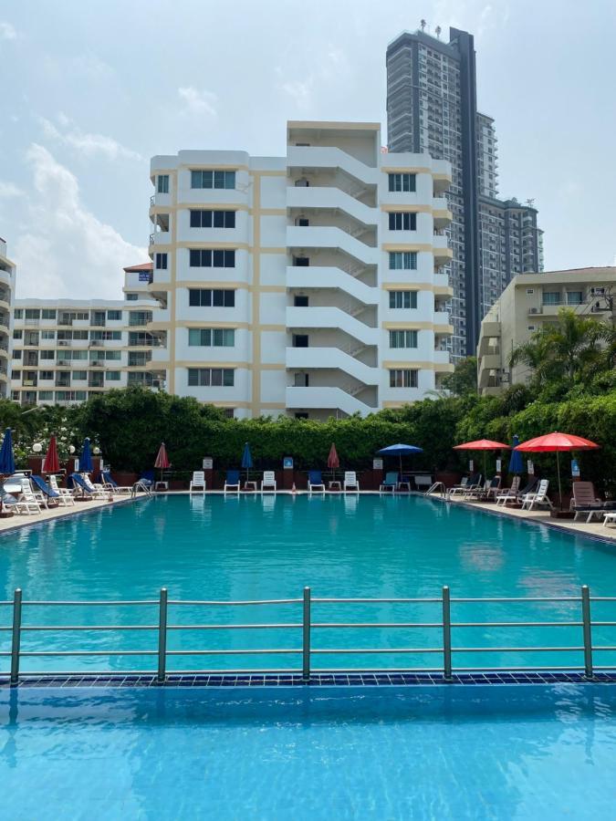 Siwalai City Place Патая Екстериор снимка