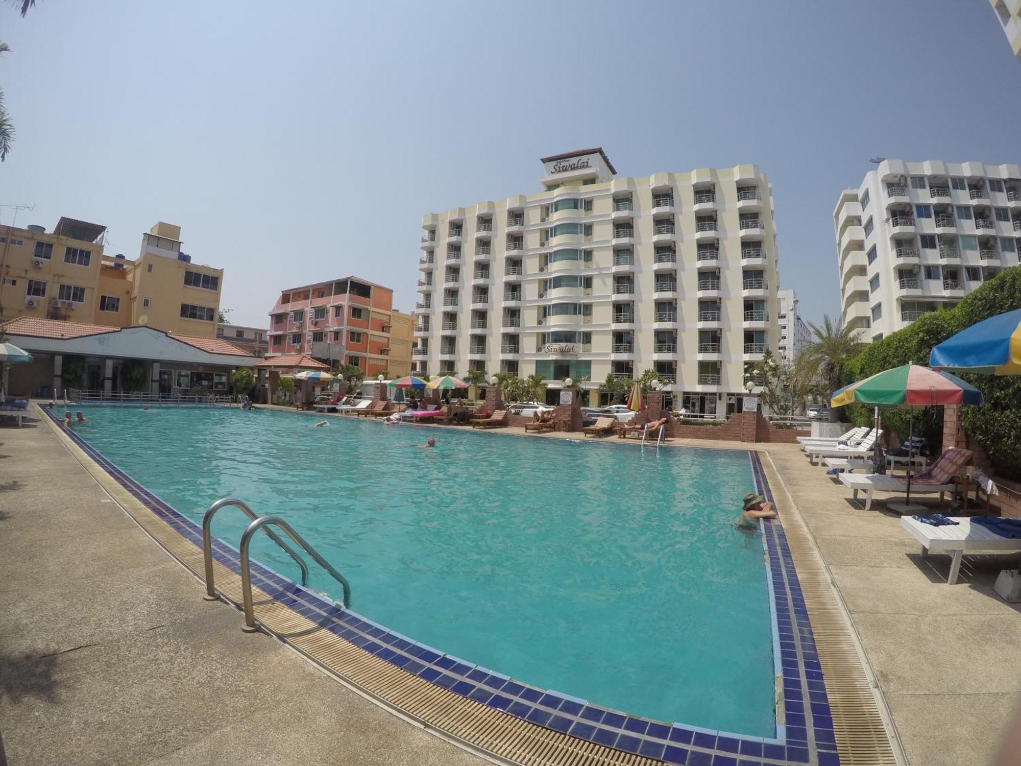 Siwalai City Place Патая Екстериор снимка